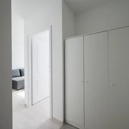 Ursus Homely ורשה